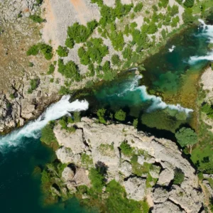 An aerial view of the biggest rapid on Zrmanja river
