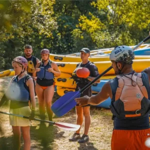 Picture of a guide during a safety talk before Zrmanja kayaking tour